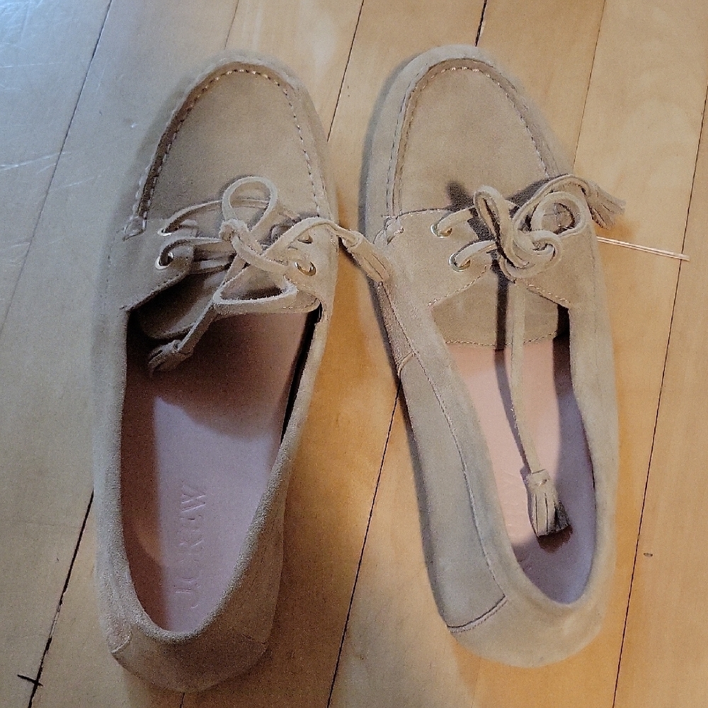 J Crew Tan Suede Moccasin Driving Loafer Boat Shoe - 10 - Picture 13 of 16